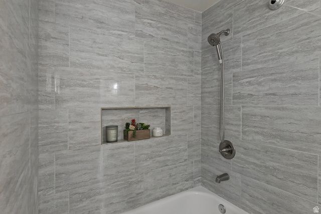 9363 S SOLENA WAY, Sandy, UT 84093