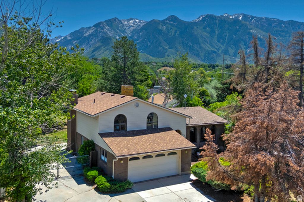 9363 S SOLENA WAY, Sandy, UT 84093