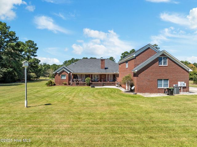 623 White Horse Drive, Greenville, NC 27834