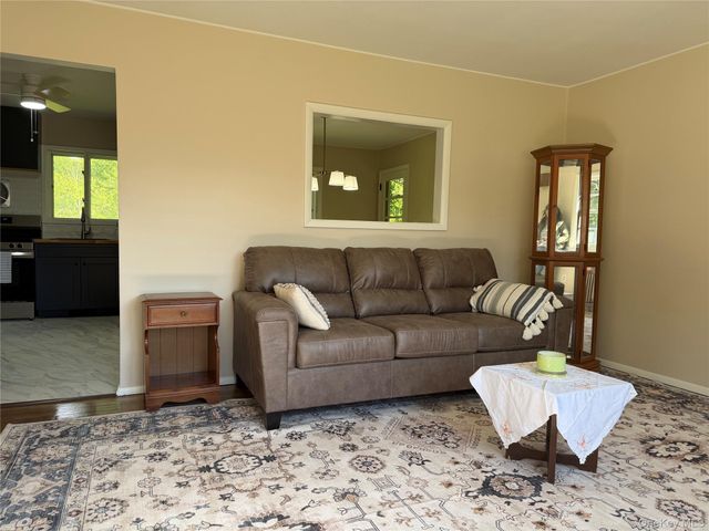 25 Gilbert Drive, Hyde Park, NY 12538