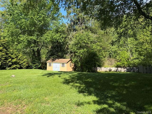 25 Gilbert Drive, Hyde Park, NY 12538