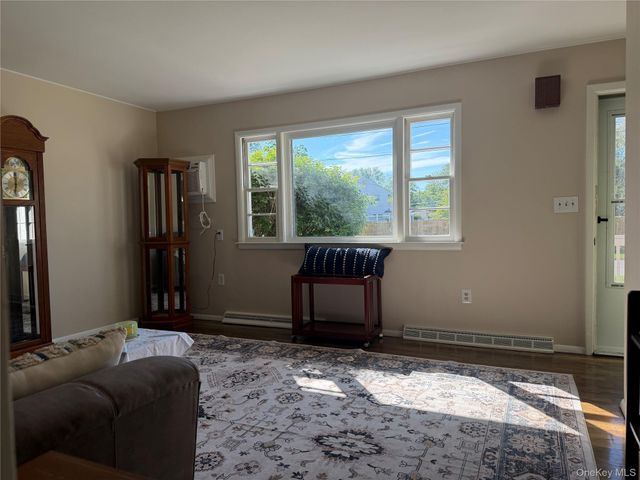 25 Gilbert Drive, Hyde Park, NY 12538