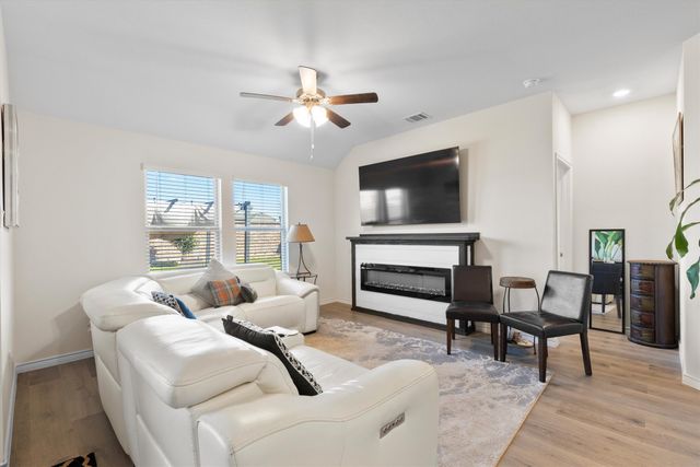 1109 Blossom Court Drive, Princeton, TX 75407