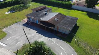 10450 NW 19th Ave, Miami, FL 33147