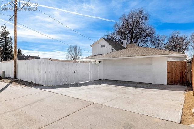 110 Cantril Street, Castle Rock, CO 80104