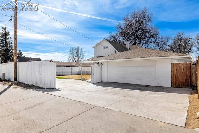 110 Cantril Street, Castle Rock, CO 80104
