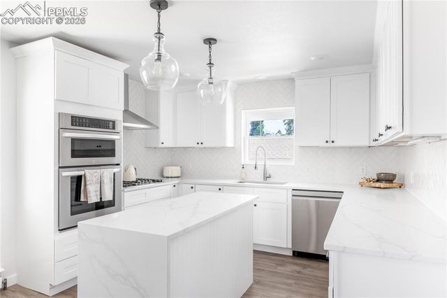 110 Cantril Street, Castle Rock, CO 80104