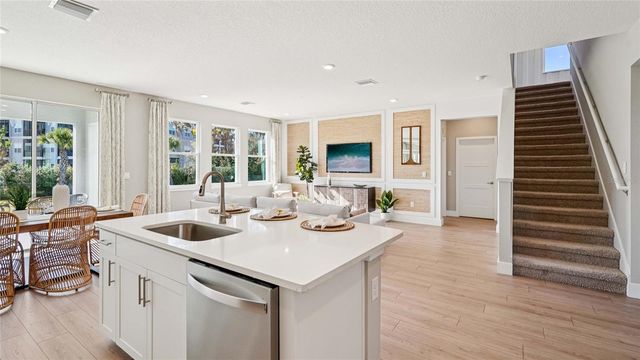 7043 SW 44TH CIRCLE, Ocala, FL 34474