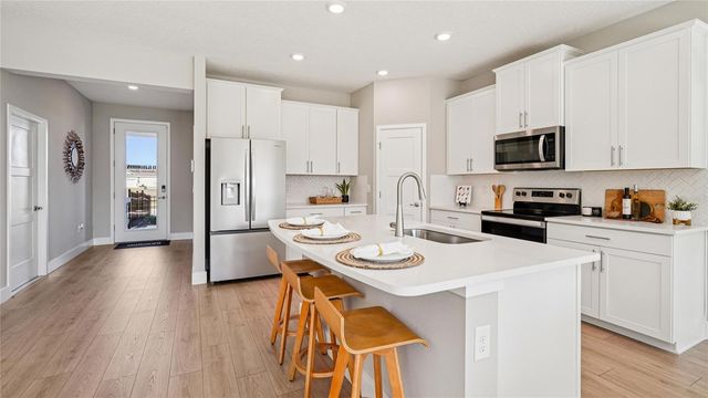 7043 SW 44TH CIRCLE, Ocala, FL 34474