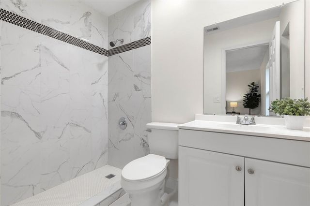 8 ASTON CIRCLE, Ormond Beach, FL 32174