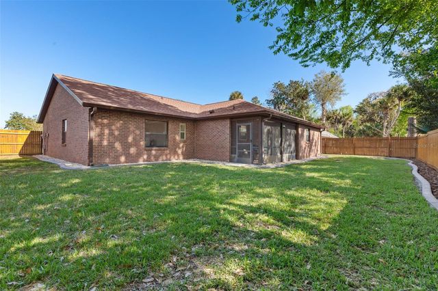 8 ASTON CIRCLE, Ormond Beach, FL 32174