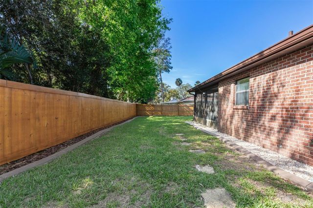 8 ASTON CIRCLE, Ormond Beach, FL 32174