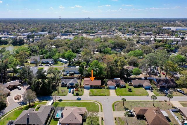 8 ASTON CIRCLE, Ormond Beach, FL 32174