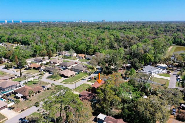 8 ASTON CIRCLE, Ormond Beach, FL 32174