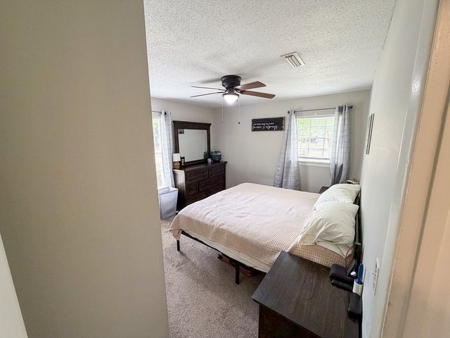 603 Carr Circle, Headland, AL 36345