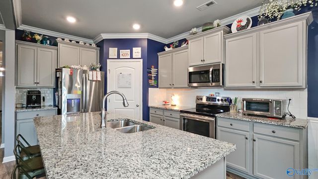 106 Sunlit Grove Drive, Harvest, AL 35749