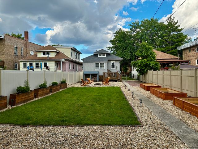 923 Dunlop Avenue, Forest Park, IL 60130