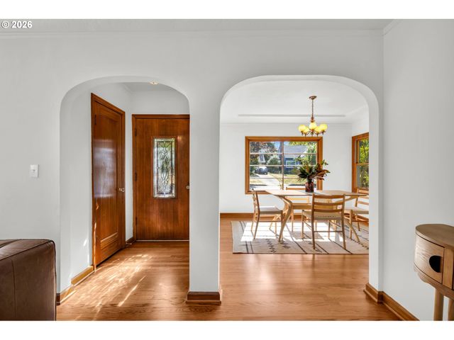 1801 Ne 65TH Ave, Portland, OR 97213