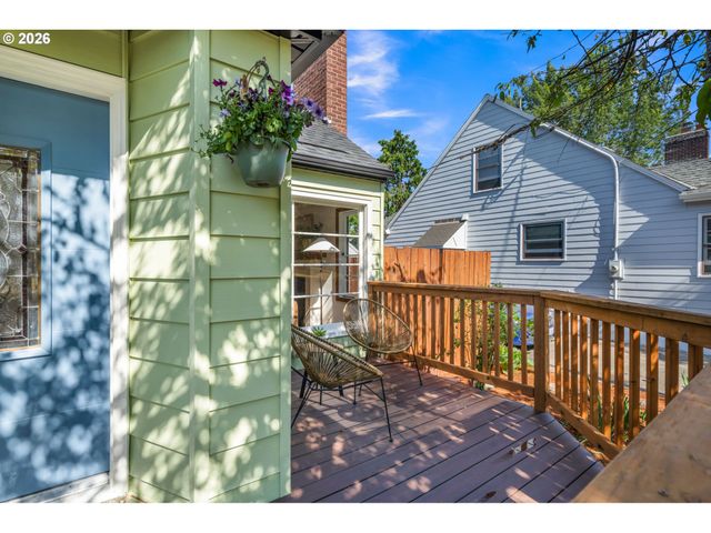 1801 Ne 65TH Ave, Portland, OR 97213