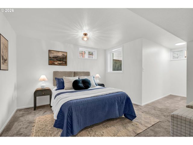 1801 Ne 65TH Ave, Portland, OR 97213