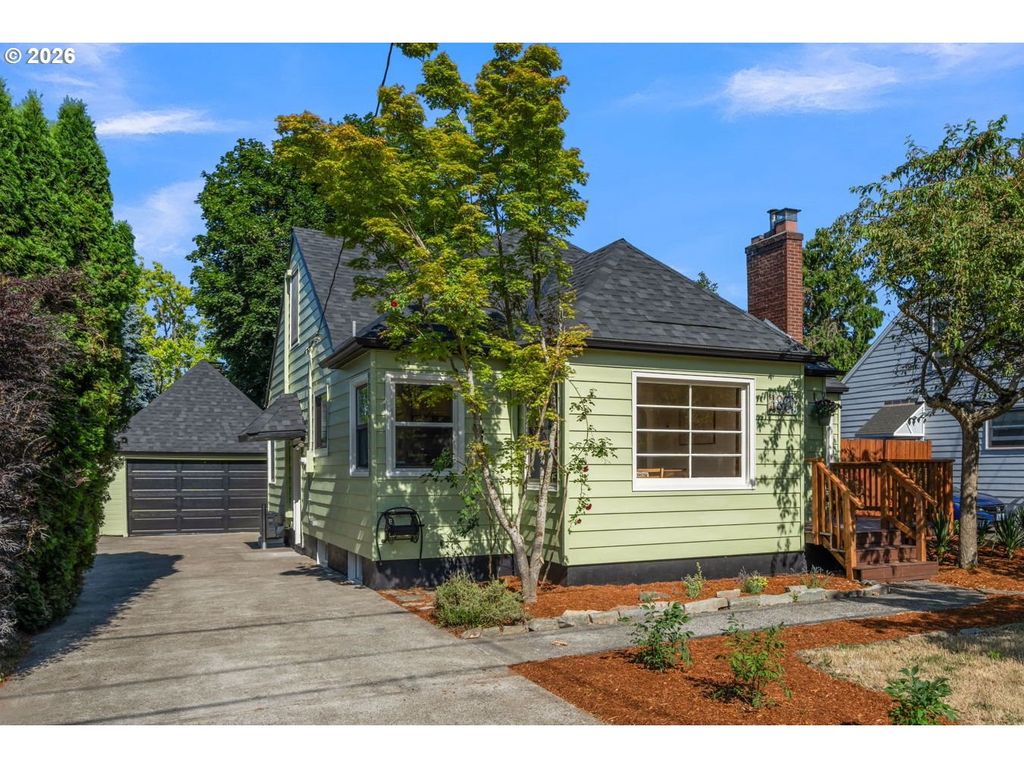 1801 Ne 65TH Ave, Portland, OR 97213