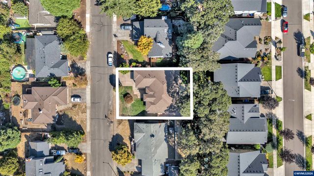 1689 Cinnamon Hill Dr SE, Salem, OR 97306