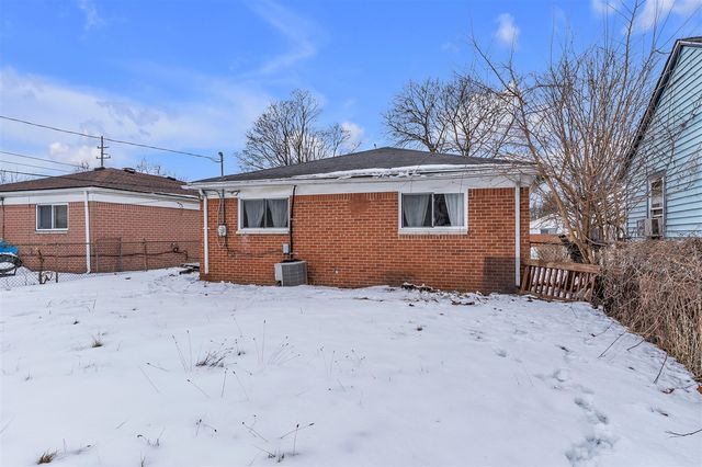 5393 Polk Street, Dearborn Heights, MI 48125