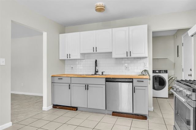 5393 Polk Street, Dearborn Heights, MI 48125