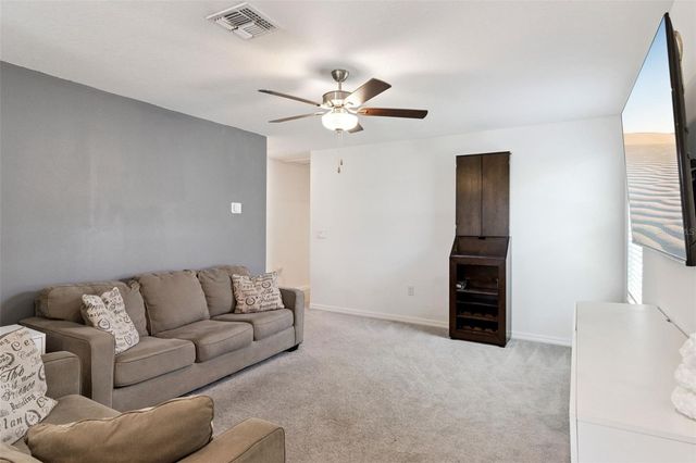 2087 OLD PASTURE LN, Lakeland, FL 33801