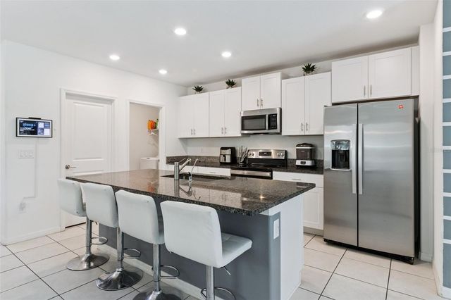 2087 OLD PASTURE LN, Lakeland, FL 33801