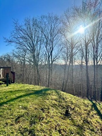 145 Mount Hope Road, Morehead, KY 40351