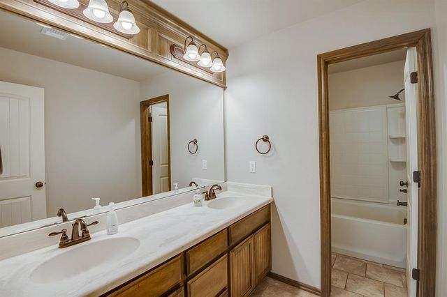 2413 SW 139th Street, Oklahoma City, OK 73170