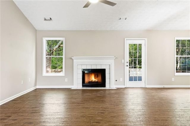 129 Northcrest Way, Powder Springs, GA 30127