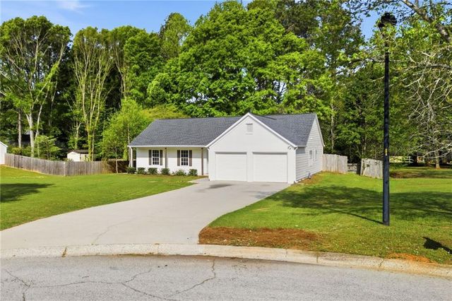 129 Northcrest Way, Powder Springs, GA 30127