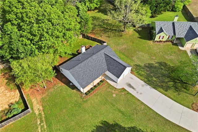 129 Northcrest Way, Powder Springs, GA 30127