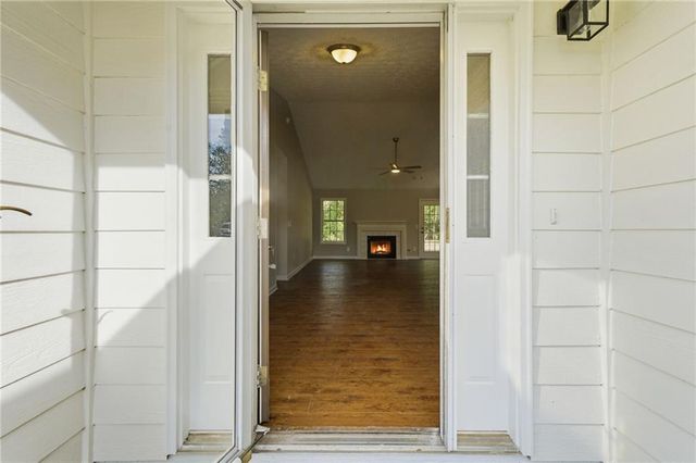 129 Northcrest Way, Powder Springs, GA 30127