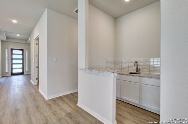 11135 Fruit Dove Trail, San Antonio, TX 78249