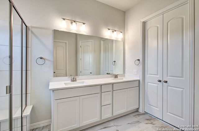 11135 Fruit Dove Trail, San Antonio, TX 78249