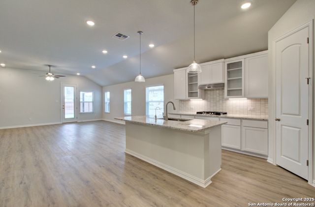 11135 Fruit Dove Trail, San Antonio, TX 78249