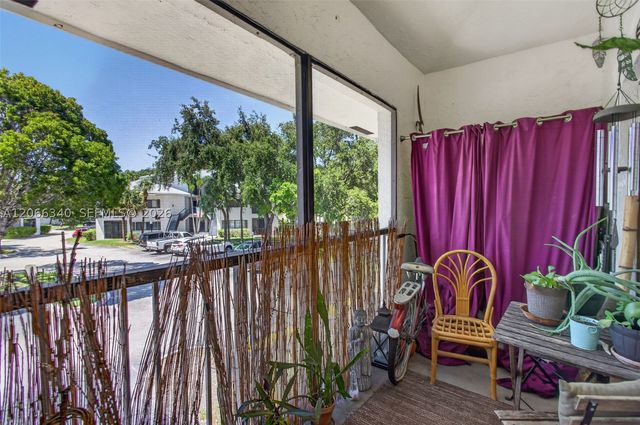 2445 SW 18th Ter 807, Fort Lauderdale, FL 33315