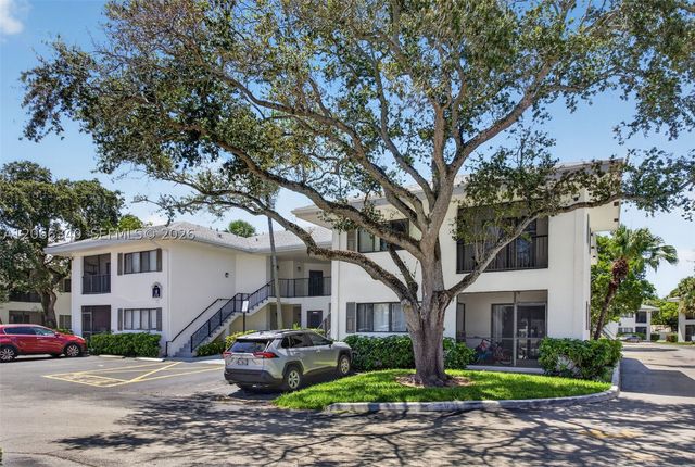 2445 SW 18th Ter 807, Fort Lauderdale, FL 33315