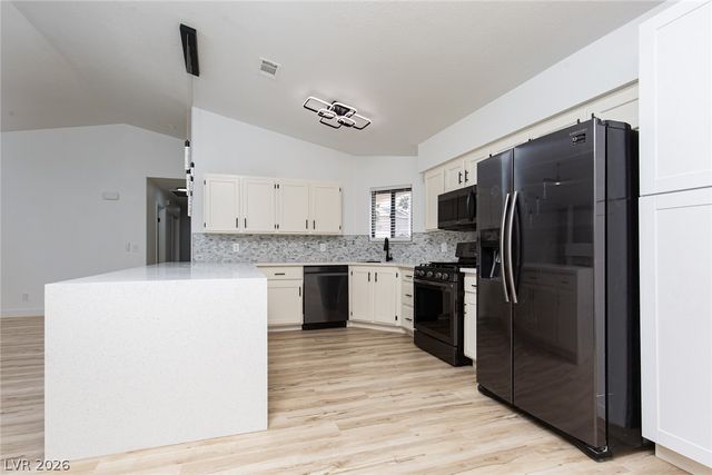 352 Lander Drive, Henderson, NV 89074