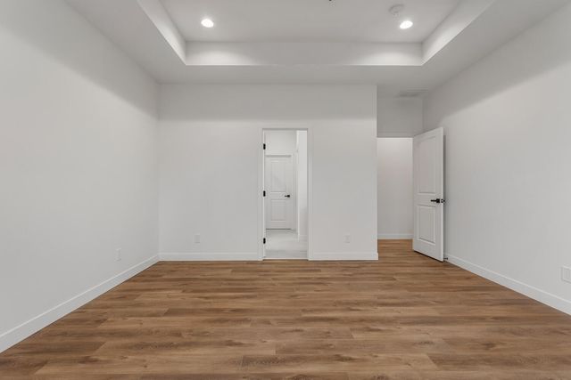 702 N Beacon Hill Circle, Urbana, IL 61802