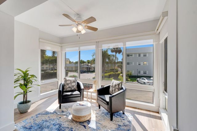 17 Colonial Club Drive 204, Boynton Beach, FL 33435