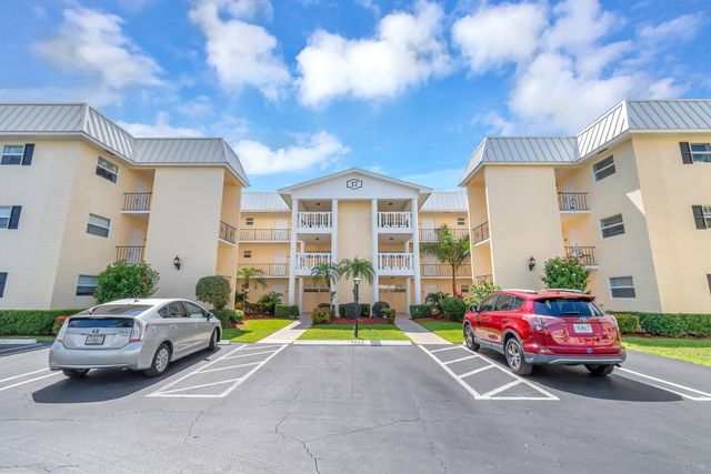 17 Colonial Club Drive 204, Boynton Beach, FL 33435