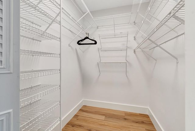 17 Colonial Club Drive 204, Boynton Beach, FL 33435