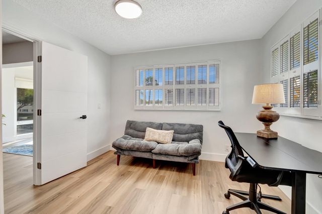 17 Colonial Club Drive 204, Boynton Beach, FL 33435