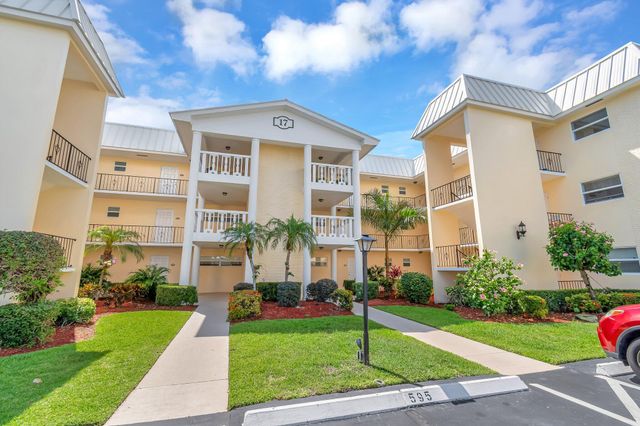 17 Colonial Club Drive 204, Boynton Beach, FL 33435