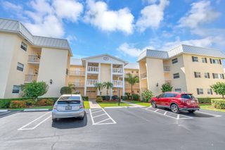 17 Colonial Club Drive 204, Boynton Beach, FL 33435