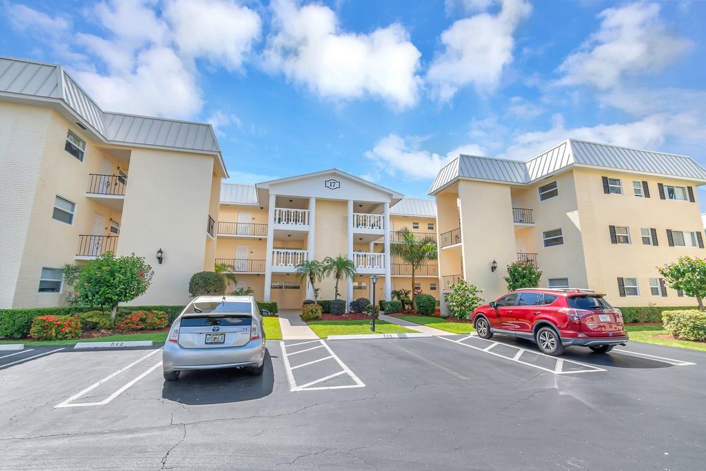 17 Colonial Club Drive 204, Boynton Beach, FL 33435